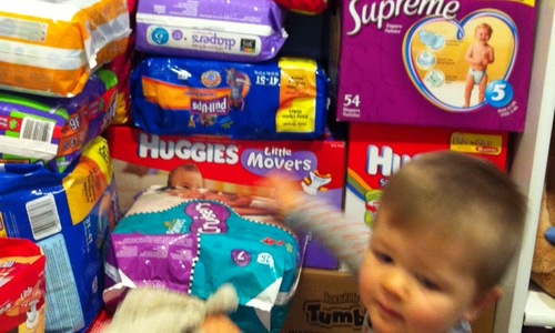 Dcdb-photo-diapers-collected-youngest-volunteer1
